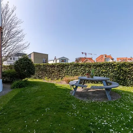 Sunny Family With Beautiful Private Garden And Terrace